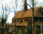Kościół na terenie cmentarza