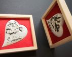 Porcelanowa forma przestrzenna: M. Kupczak-Zajadacz, unikatowa oprawa: B. Skibiński
