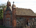 Kaplica grobowa Bach-Żelewskich; rzut oka na wnętrze członkini Stowarzyszenia FotoExploracje Lębork