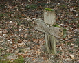 Jeden z nielicznych zachowanych drewnianych krzyży