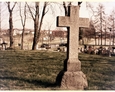 Charbrowo - krzyż znajdujący się za ołtarzem