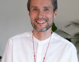 wróżbita Piotr - numerologia, karty, joga śmiechu
