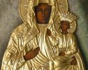 "Matka Boska Częstochowska" - uzupełnienie twarzy, rąk i nogi Jezusa w otworach szaty.