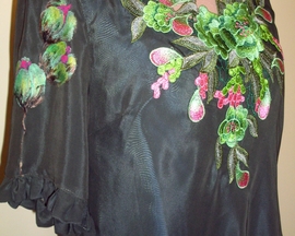Sukienka z jedwabiu OLIWKA POWÓJ, hafty z Afryki