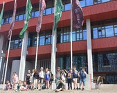 23.06.25 klasa 4b wybrała się na ostatnie wyjątkowe wyjście w tym roku szkolnym – najpierw odwiedziliśmy taras widokowy Uniwersytetu Ekonomicznego w Poznaniu, a następnie zorganizowaliśmy piknik w Parku Karola Marcinkowskiego