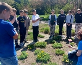 Klasa 4b na Festiwalu Nauki i Sztuki w Ogrodzie Botanicznym