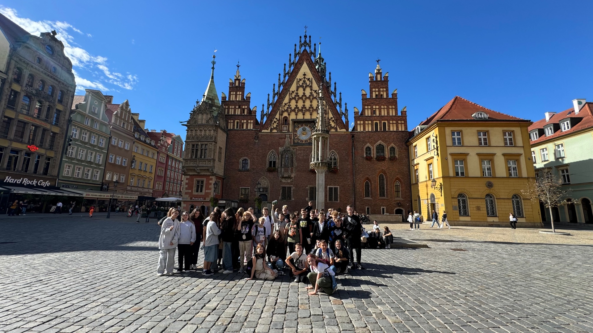 27 września 2024 roku klasy 6a, 6b oraz kilku uczniów z klas 5a, 7a i 8b na wycieczce do Wrocławia