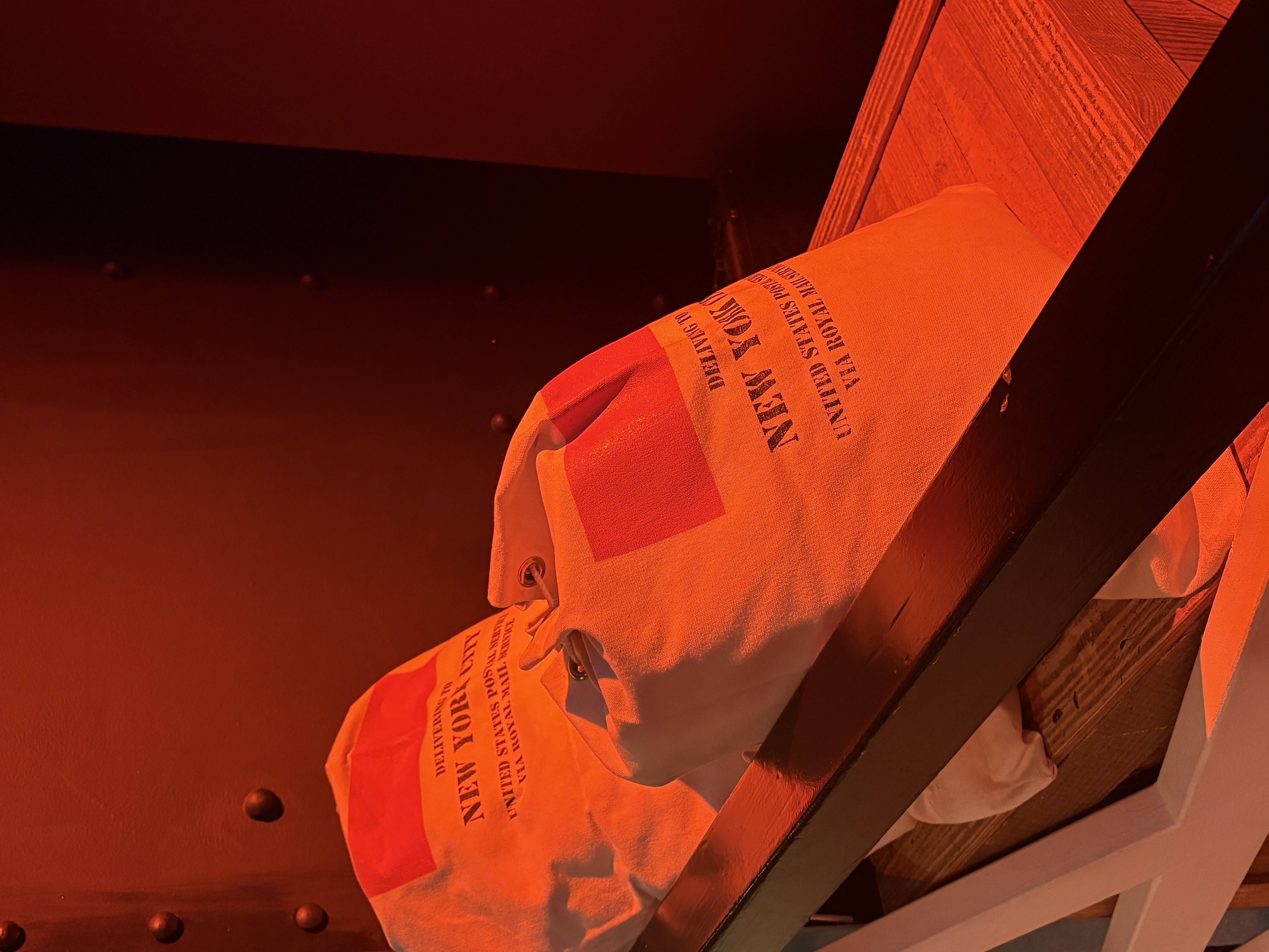 uczniowie klas 4&ndash;6o oraz 7o wzięli udział w wyjątkowym wyjściu edukacyjnym na wystawę &bdquo;Titanic: The Artifact Exhibition&rdquo;