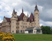 Pałac w Mosznej.